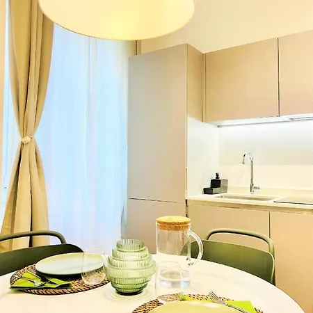 Tarra Luxury * Mediolan