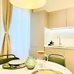 Tarra Luxury * Milano