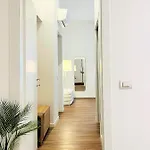 Tarra Luxury